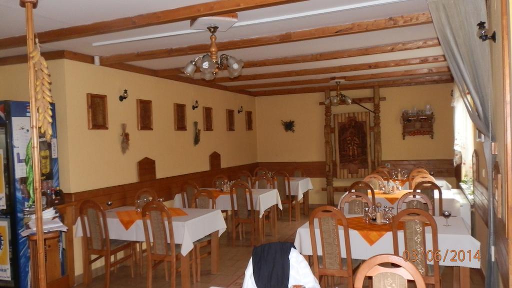 Penzion Marina Pri Slovenskej Restauracii Брезно Номер фото